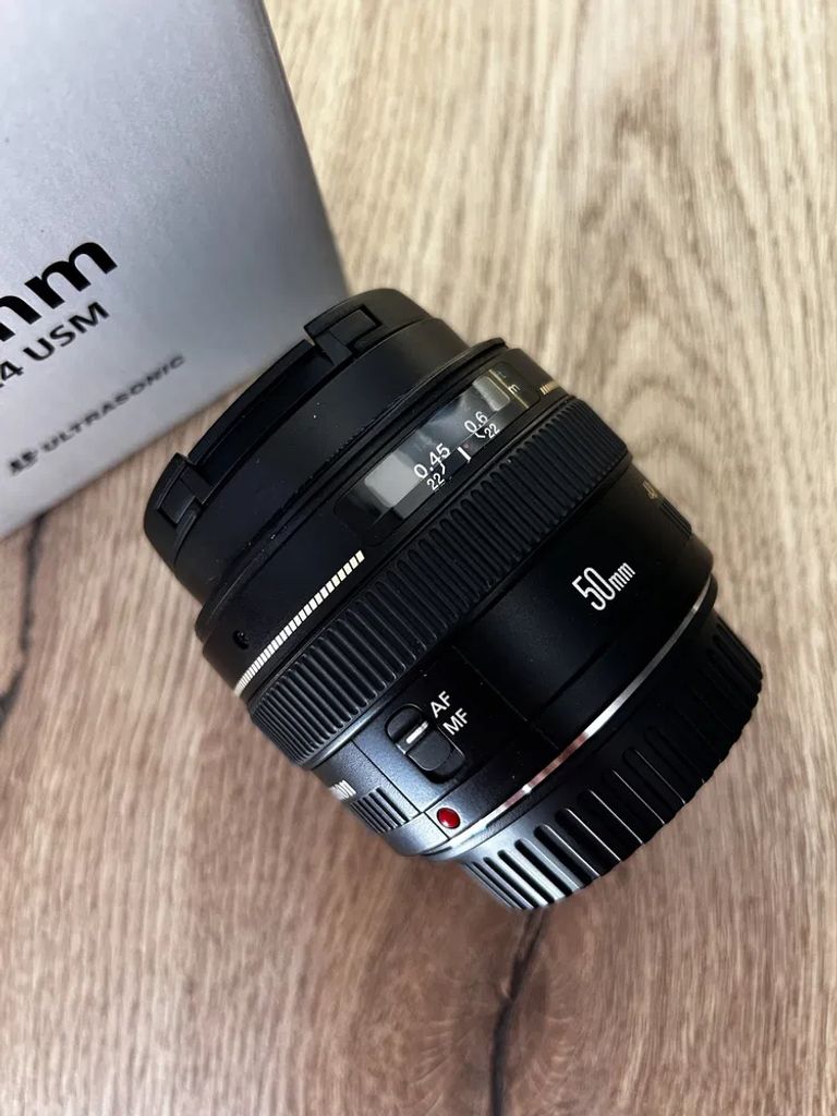 Canon  EF 50 mm f/1.4 USM на гарантії