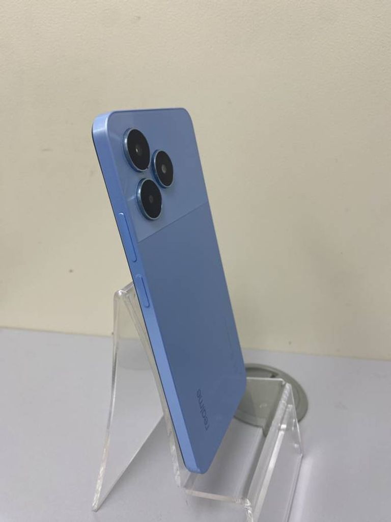 Дешиво Realme note 50 4/128gb с ломбарда