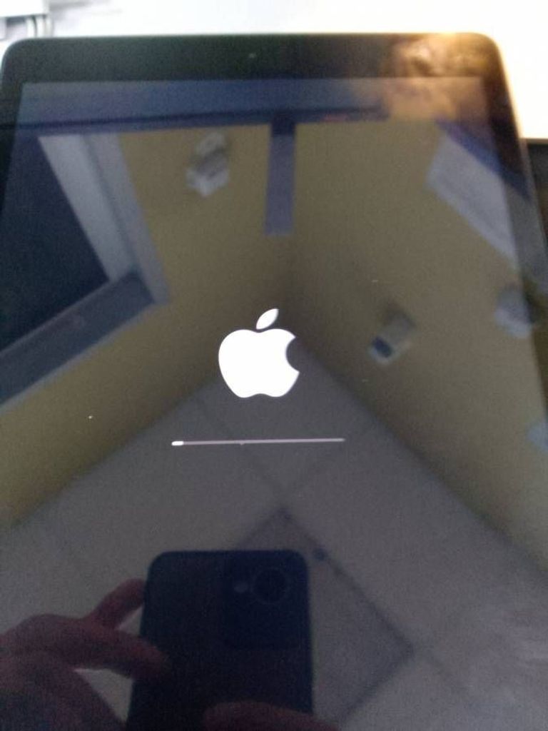 Розпродаж Apple ipad 7 wifi 32gb, продавець Техноскарб