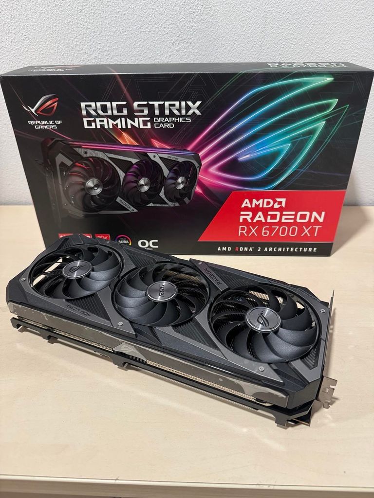 Asus ROG-STRIX-RX6700XT-O12G-GAMING