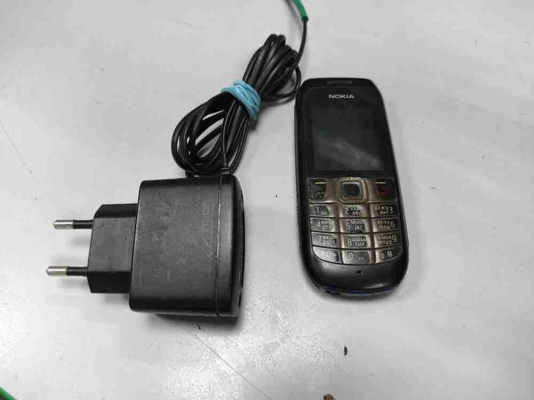 Купити Nokia 1616 Б/У