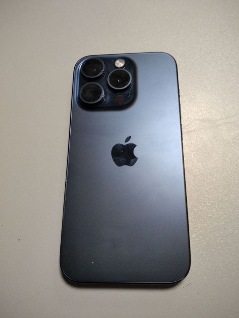 Купити Apple iphone 15 pro 128gb Б/У