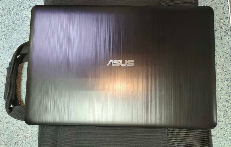 Asus 15/pentium n5000 ddr4/4gb ddr4/hdd 500 gb/ssd *відсутній/geforce mx110 2gb Код:01-200625332. Изображение 9