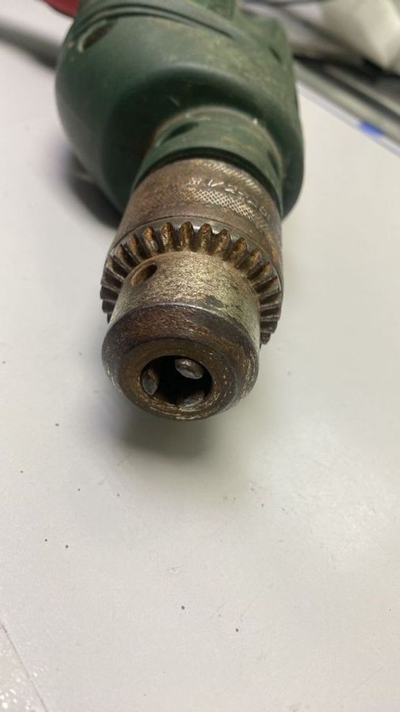 Дешиво Bosch psb 500 re с ломбарда