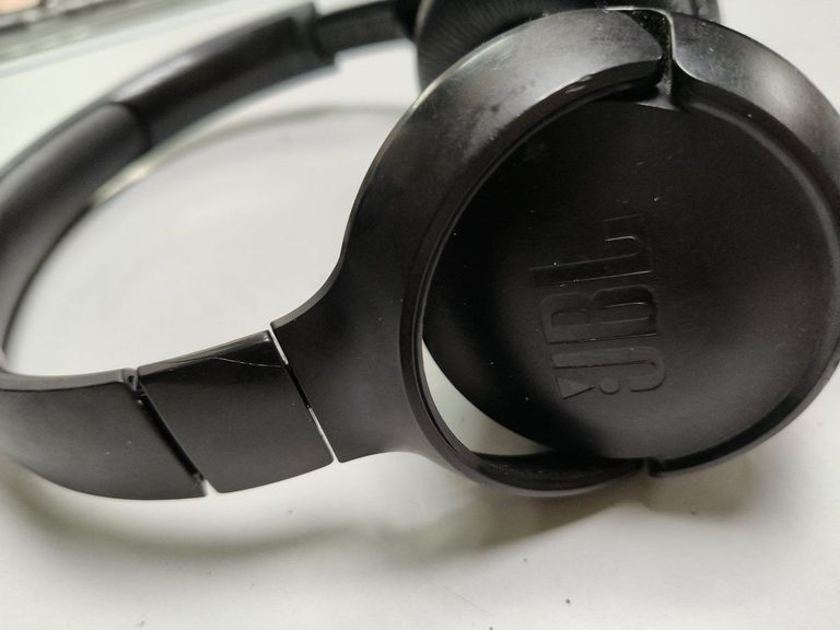 Объявление Jbl tune 520bt Б/У