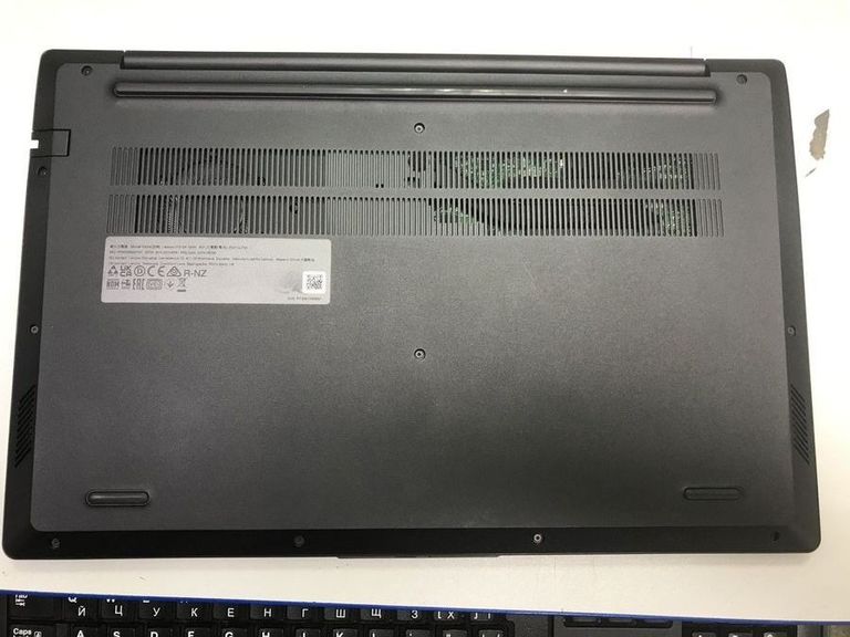 Купить Lenovo екр. 15,6/ AMD Ryzen 7 7520u 2,8ghz/ ram16gb/ ssd512gb/amd radeon 610m Б/У