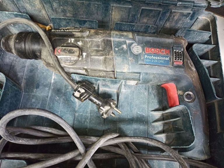 Купити Bosch gbh 2-24 dre 790вт Б/У