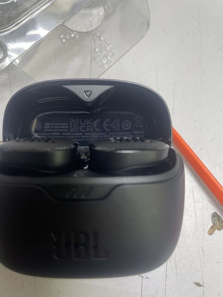Купить Jbl tune buds Б/У