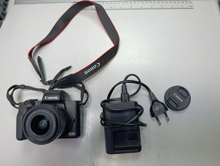 Canon EOS R50 kit RF-S 18-45mm IS STM + RF-S 55-210mm IS STM Black (5811C034) Код:01-200762523. Зображення 8