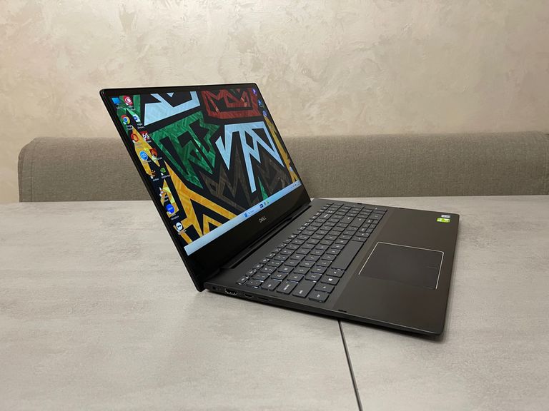 Дешиво Dell Inspiron 7590, 15,6"  с ломбарда