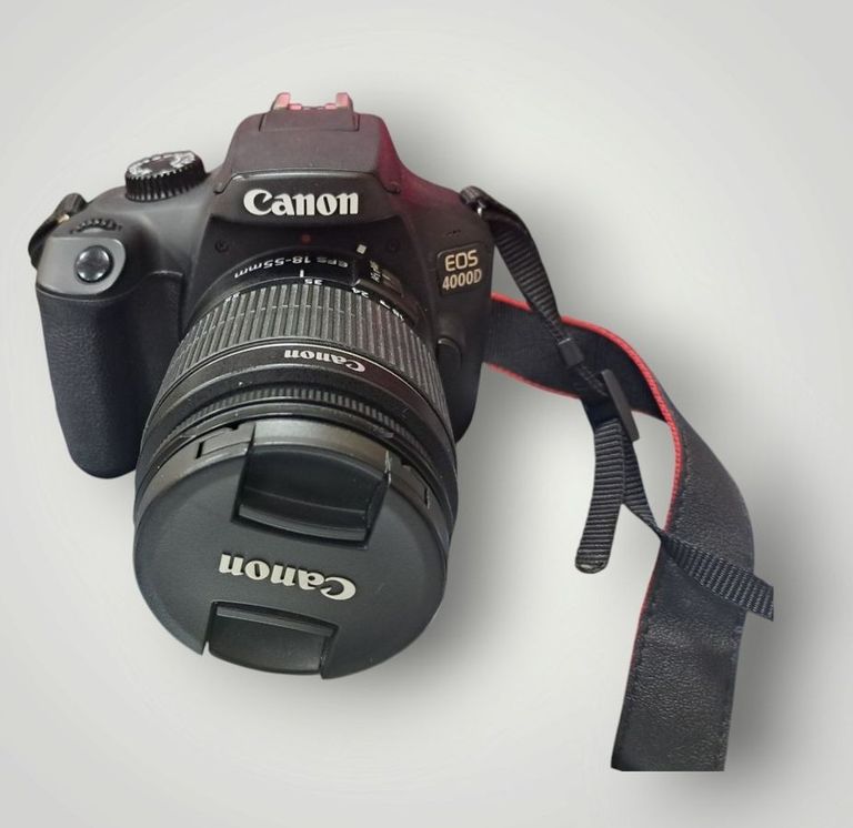 Купити Canon eos 4000d ef-s 18-55 1:3.5-5.6 iii Б/У