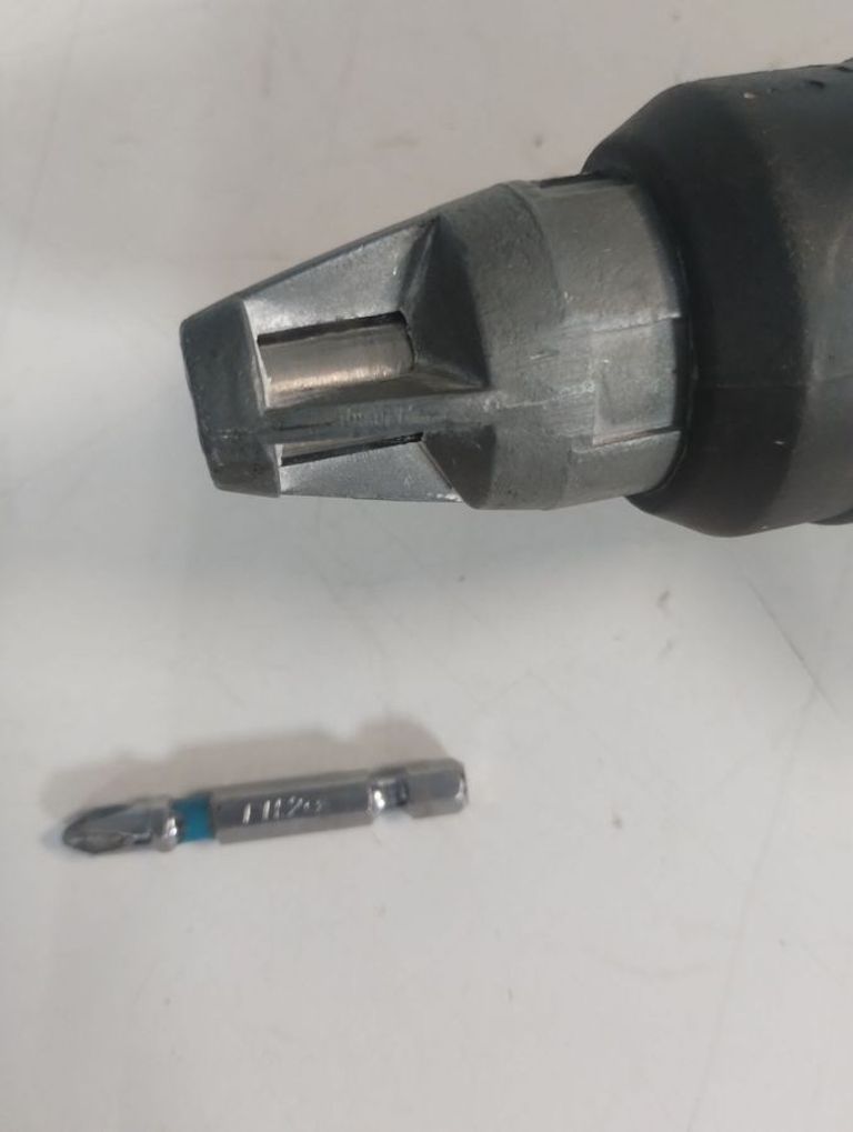 Дешево Интерскол Ш-8/700ЭР з ломбарду