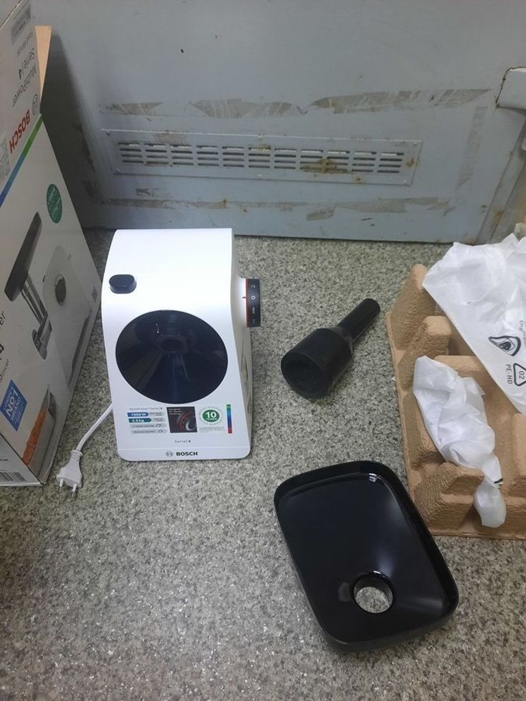 Дешево Bosch MultiPower Series 4 MFWS440B з ломбарду