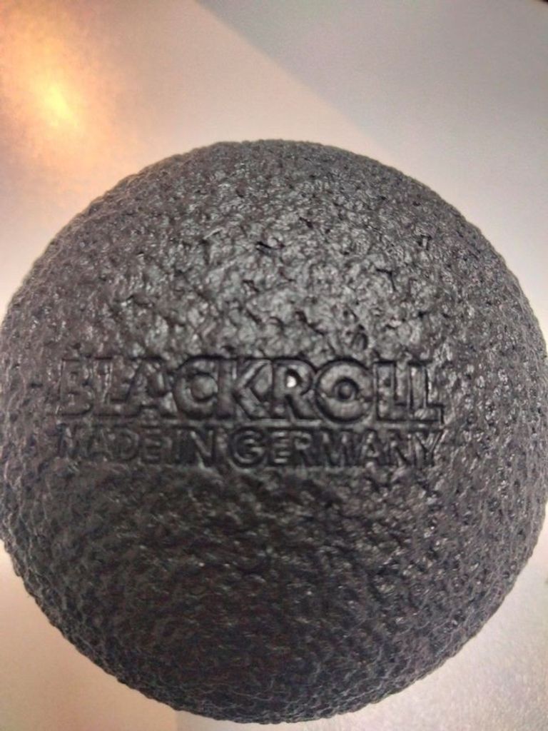 Оголошення Без Виробника масажний м'яч blackroll duoball Б/У