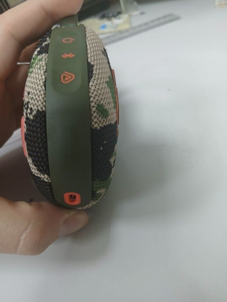 Купить Jbl clip 5 Б/У