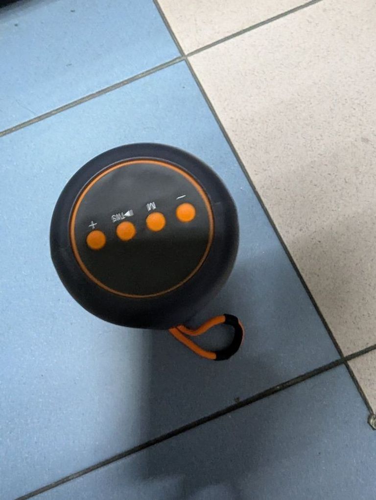 Дешево Bluetooth l117 з ломбарду