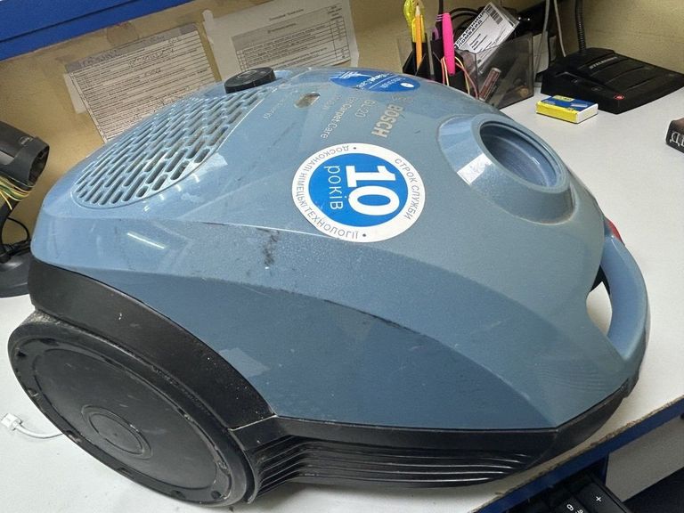 Дешево Bosch BGB2UCARP з ломбарду