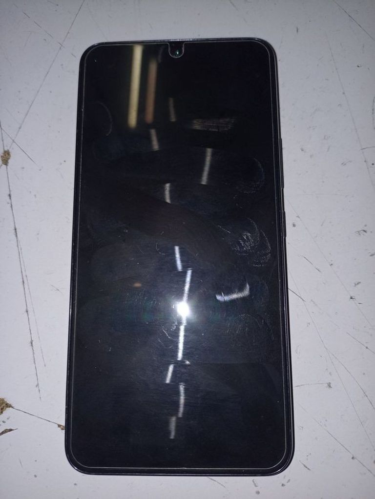 Оголошення Samsung s901b galaxy s22 8/128gb Б/У