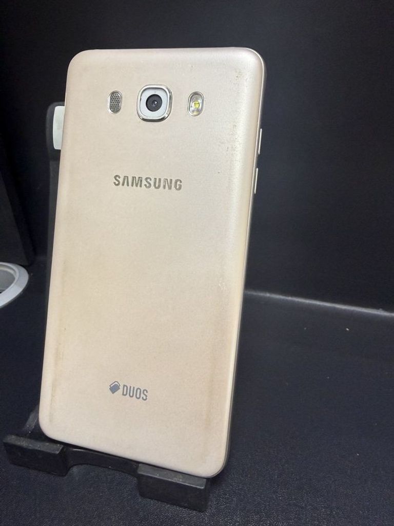 Купити Samsung galaxy j7 2016 2/16gb Б/У