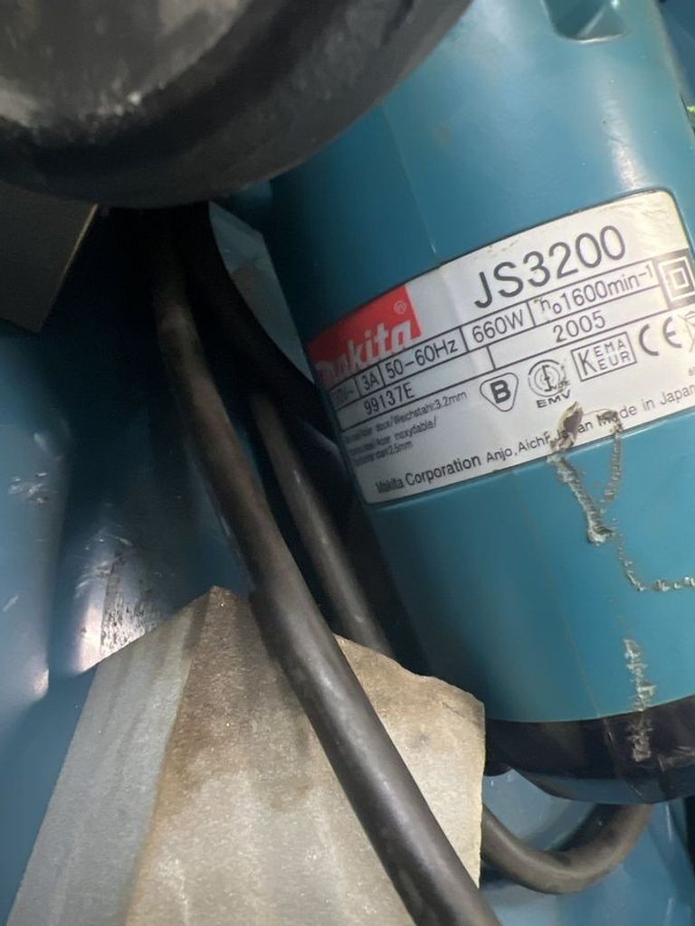 Купить Makita JS3200 Б/У