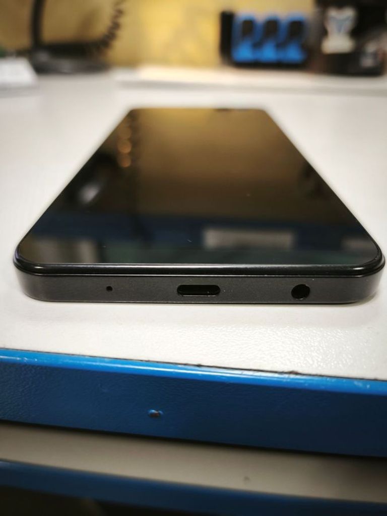 Розпродаж Xiaomi redmi a5 3/64gb, продавець Техноскарб