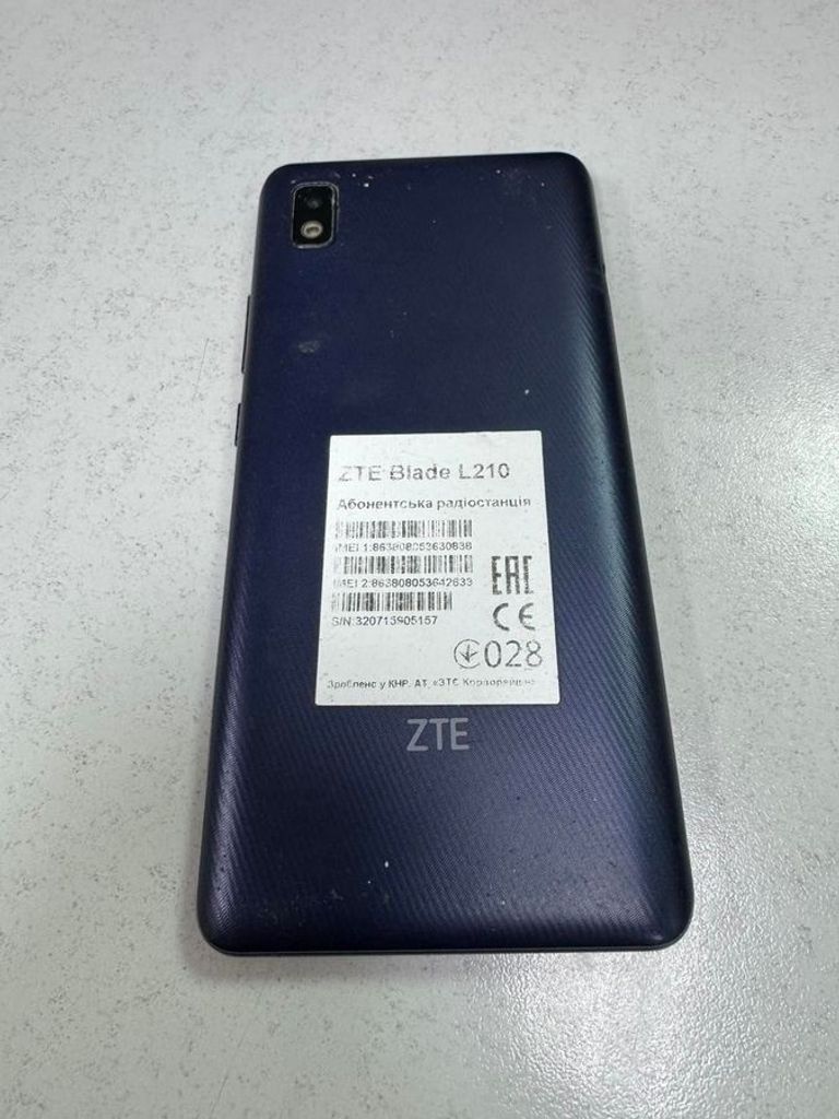Дешиво Zte Blade L210 1/32GB Black с ломбарда