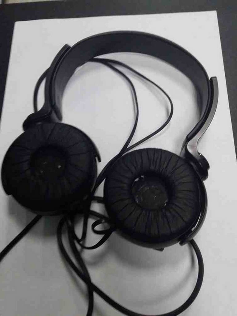 Объявление Sony mdr-zx110ap Б/У