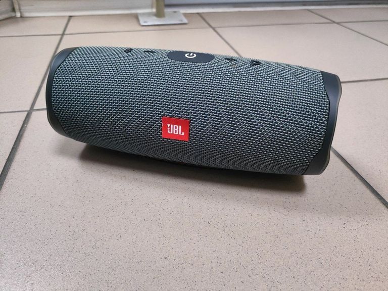 Купити Jbl charge essential 2 Б/У