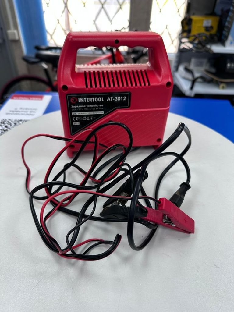 Дешево Intertool AT-3012 з ломбарду