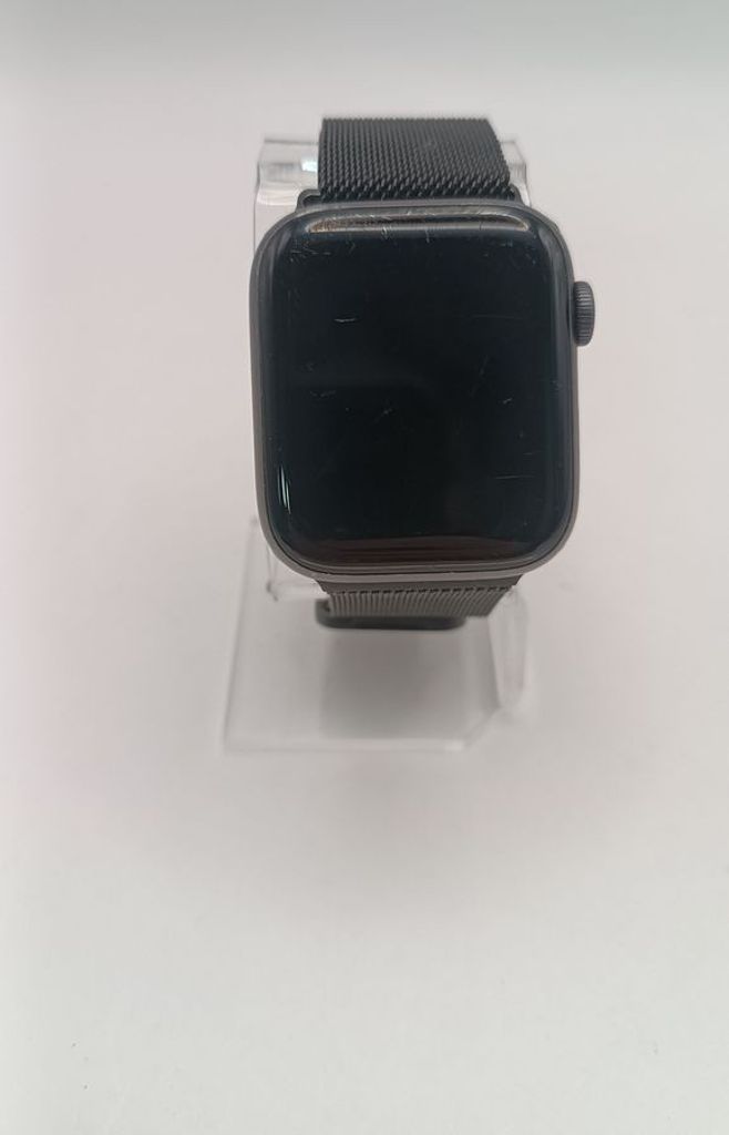 Оголошення Apple watch series 5 gps 44mm aluminium case Б/У