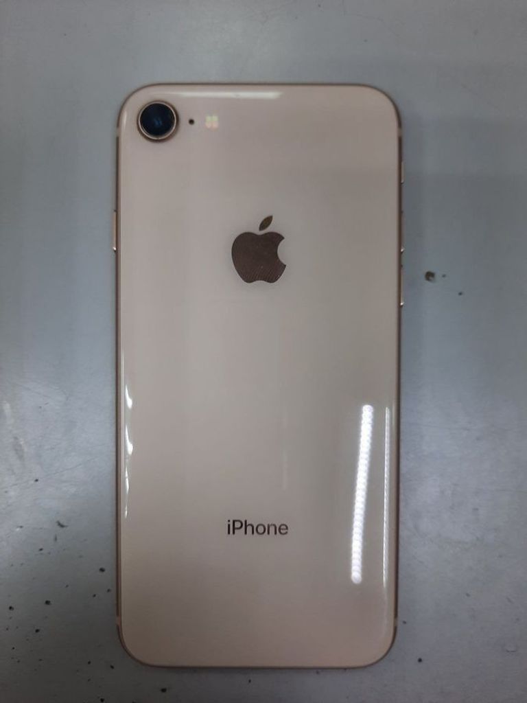 Дешево Apple iphone 8 64gb з ломбарду