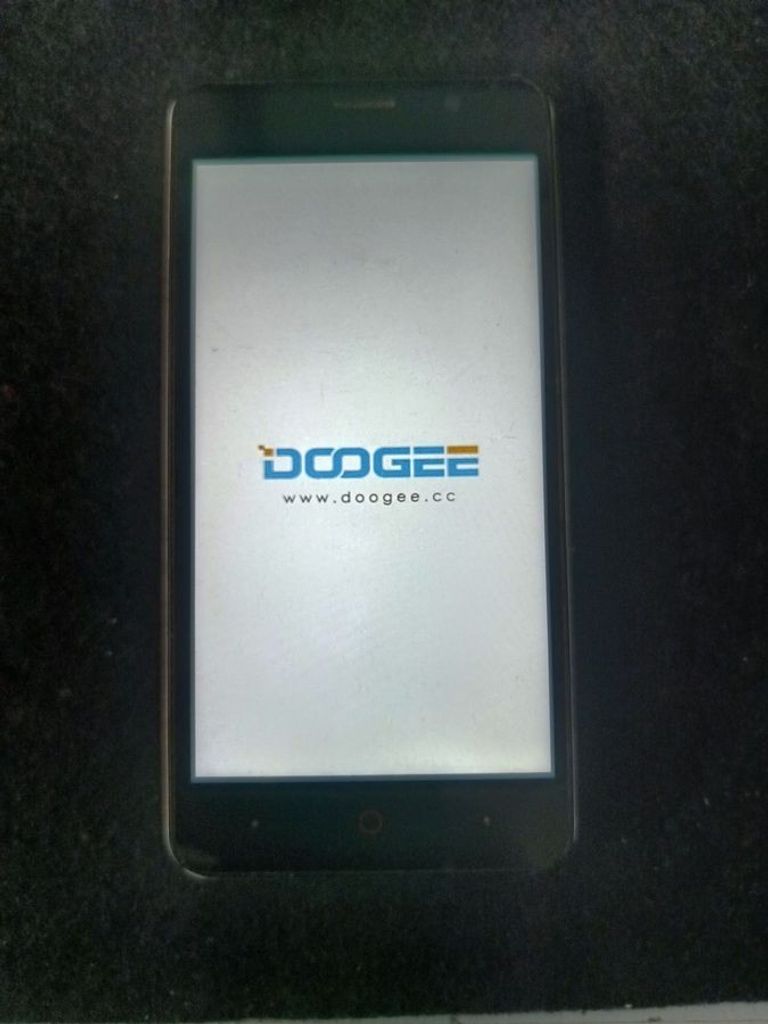 Розпродаж Doogee x100 1/8gb, продавець Техноскарб