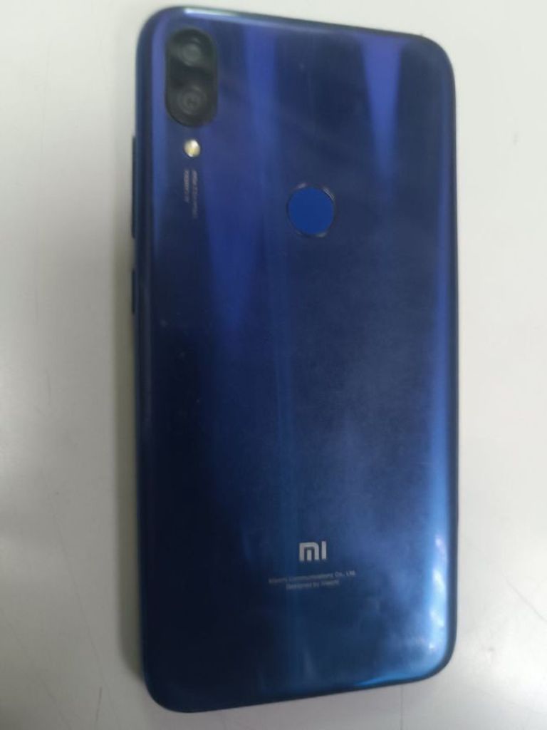 Оголошення Xiaomi mi play 4/64gb Б/У