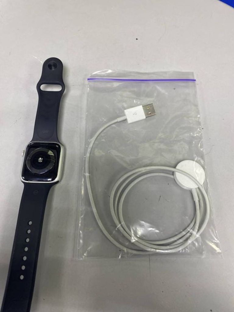 Apple watch series 5 44mm aluminum case