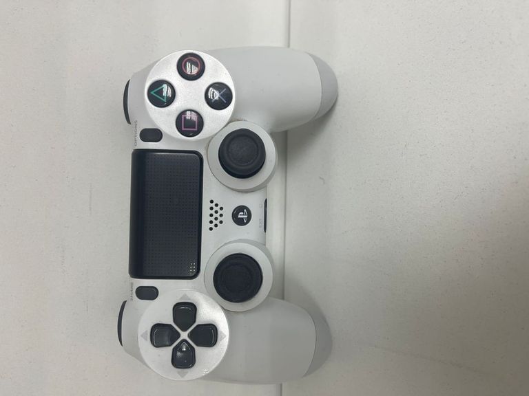 Дешево Sony dualshock 4 з ломбарду