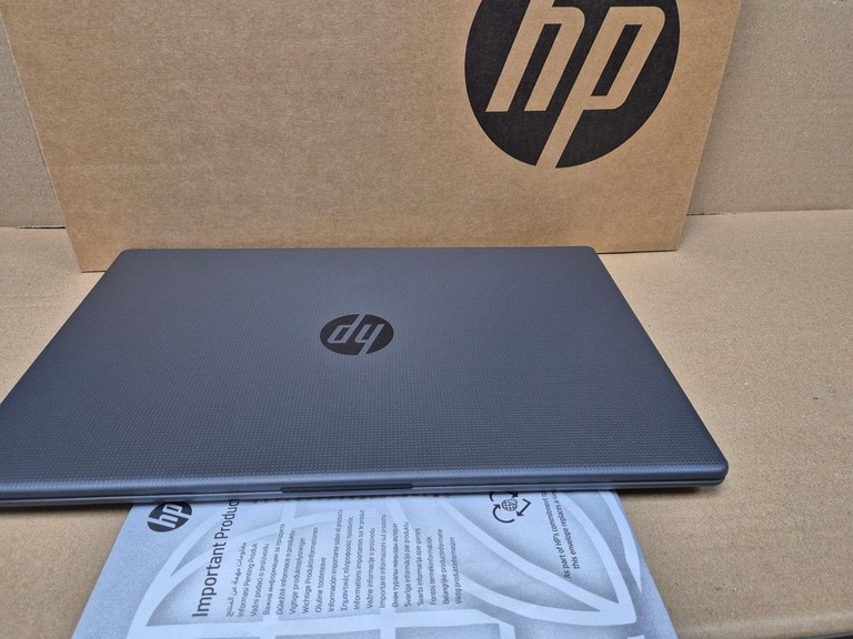 Купити Hp 15/ryzen 3 7330u ddr4/8gb ddr4/hdd *відсутній/ssd 512 gb/*інтегрована Б/У