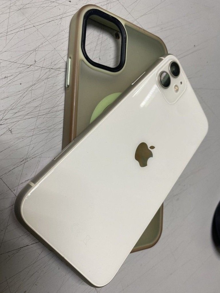 Объявление Apple iphone 11 64gb Б/У