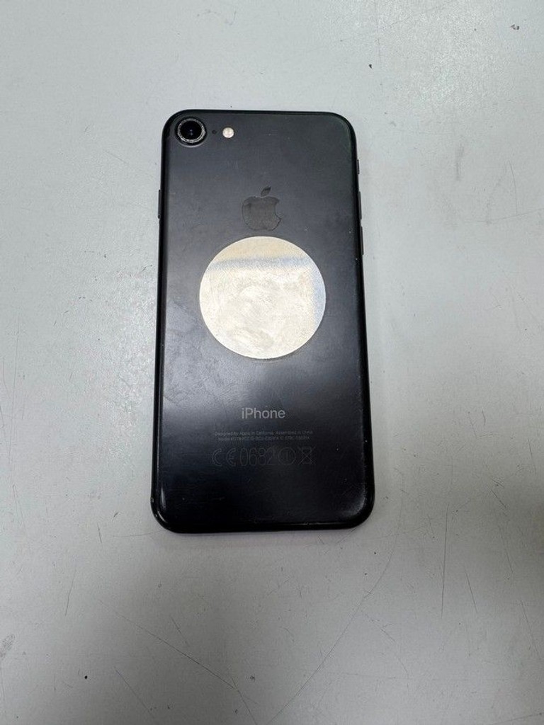 Купити Apple iphone 7 128gb Б/У