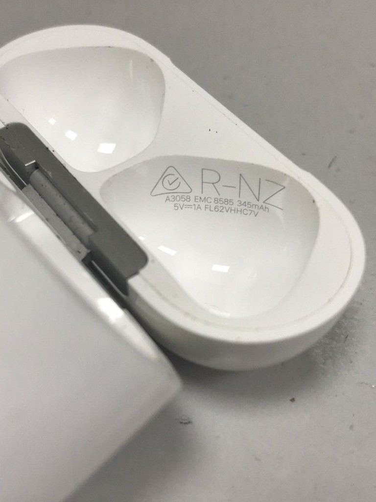 Розпродаж Apple airpods 4, продавець Техноскарб