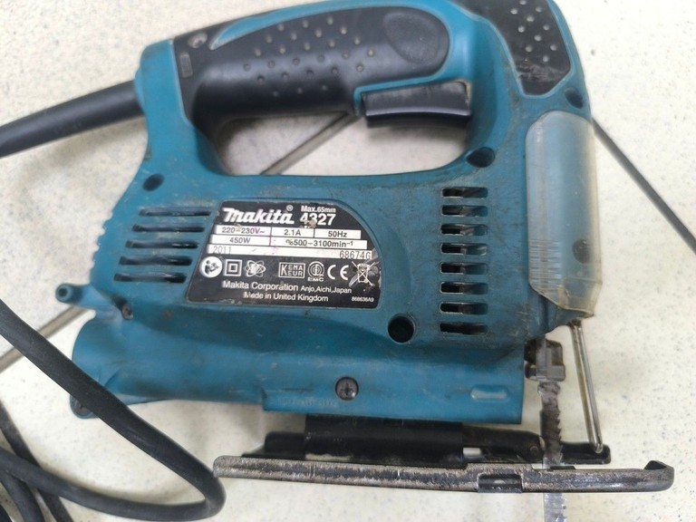 Объявление Makita 4327 Б/У