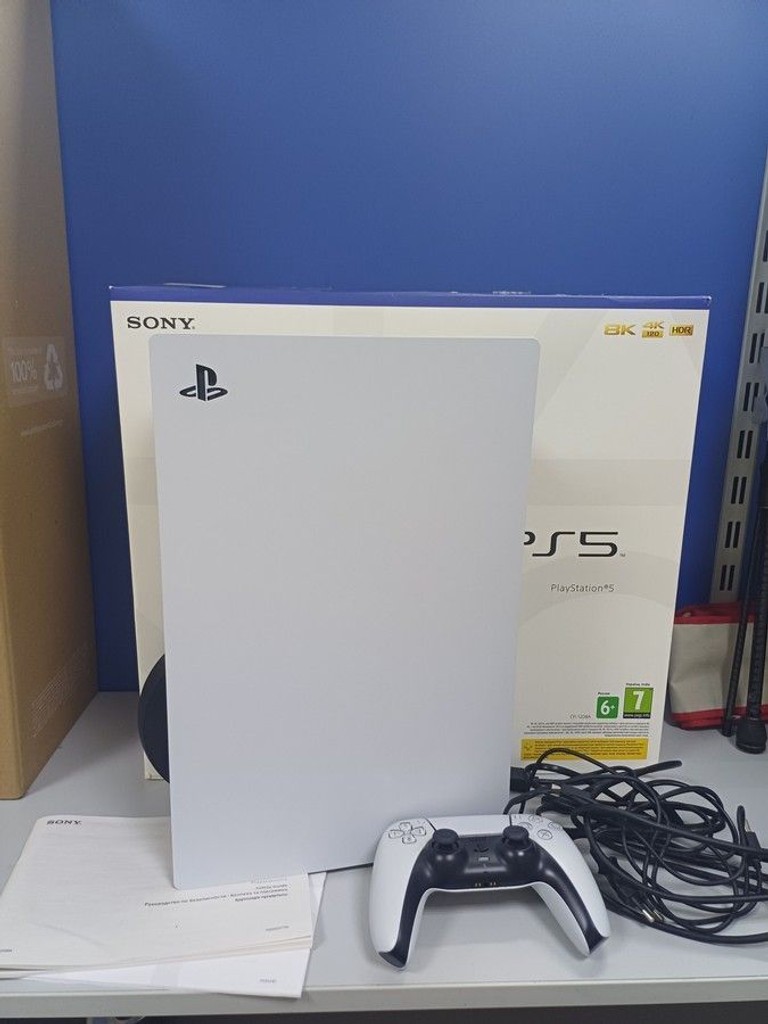 Купить Sony PlayStation 5 825GB Б/У