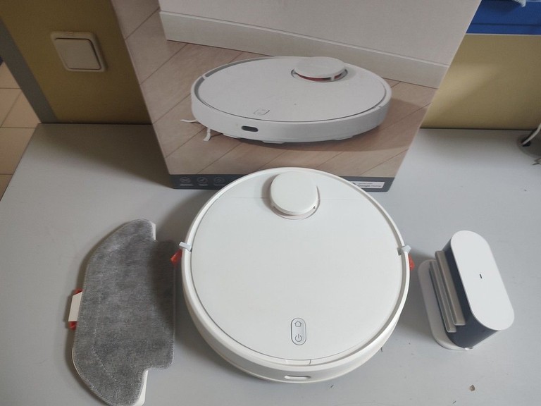 Дешиво Xiaomi Mi Robot Vacuum S10 White с ломбарда