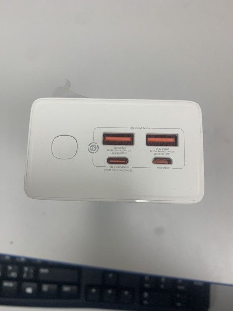 Дешево Baseus star lord display 30000 mah 22.5w з ломбарду