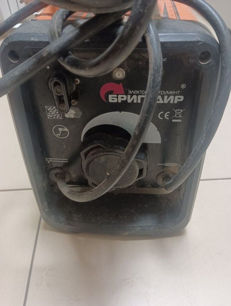 Дешево Бригадир bx1-250c1 з ломбарду