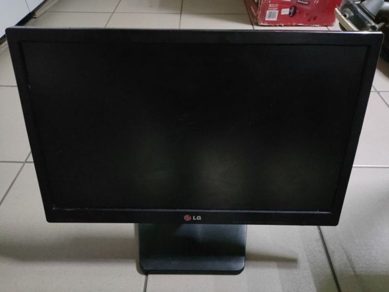 Купить Lg 19en33sa Б/У