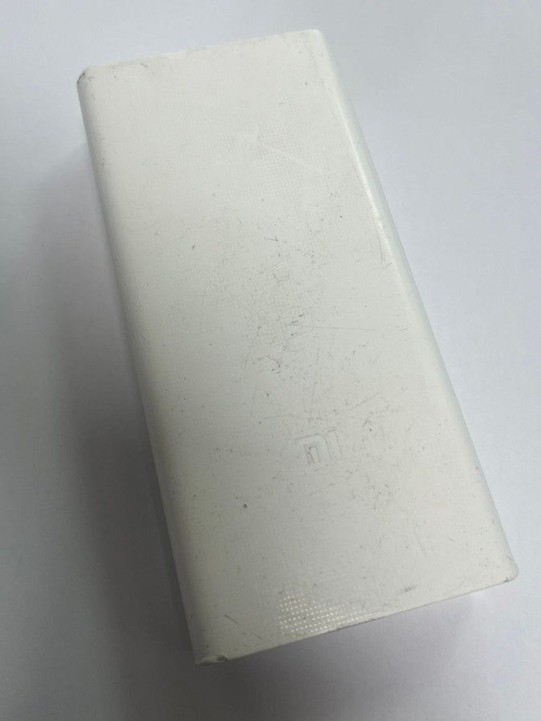 Купить Xiaomi mi power bank 3 20000 mah usb-c 18w Б/У