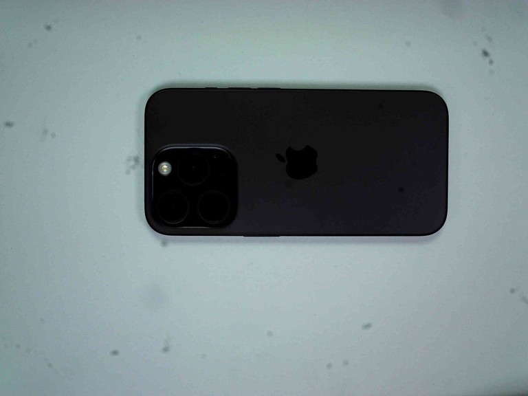 Купить Apple iphone 15 pro 128gb Б/У