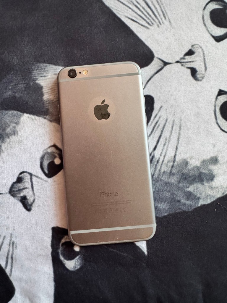 Купить Apple IPhone 6s Б/У