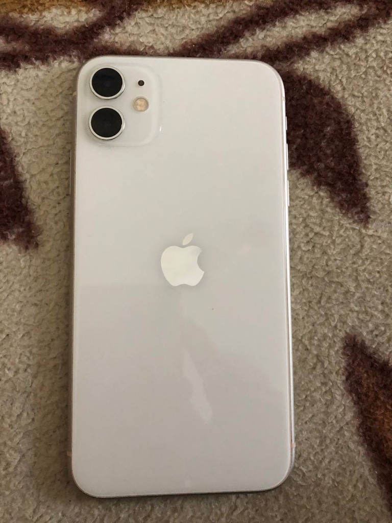 Купити Apple iPhone 11 128GB White (MWLF2) Б/У