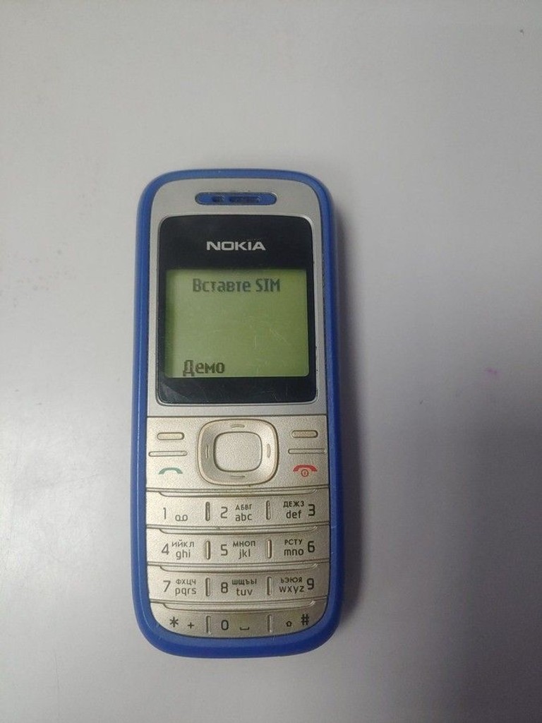Купить Nokia 1200 Б/У